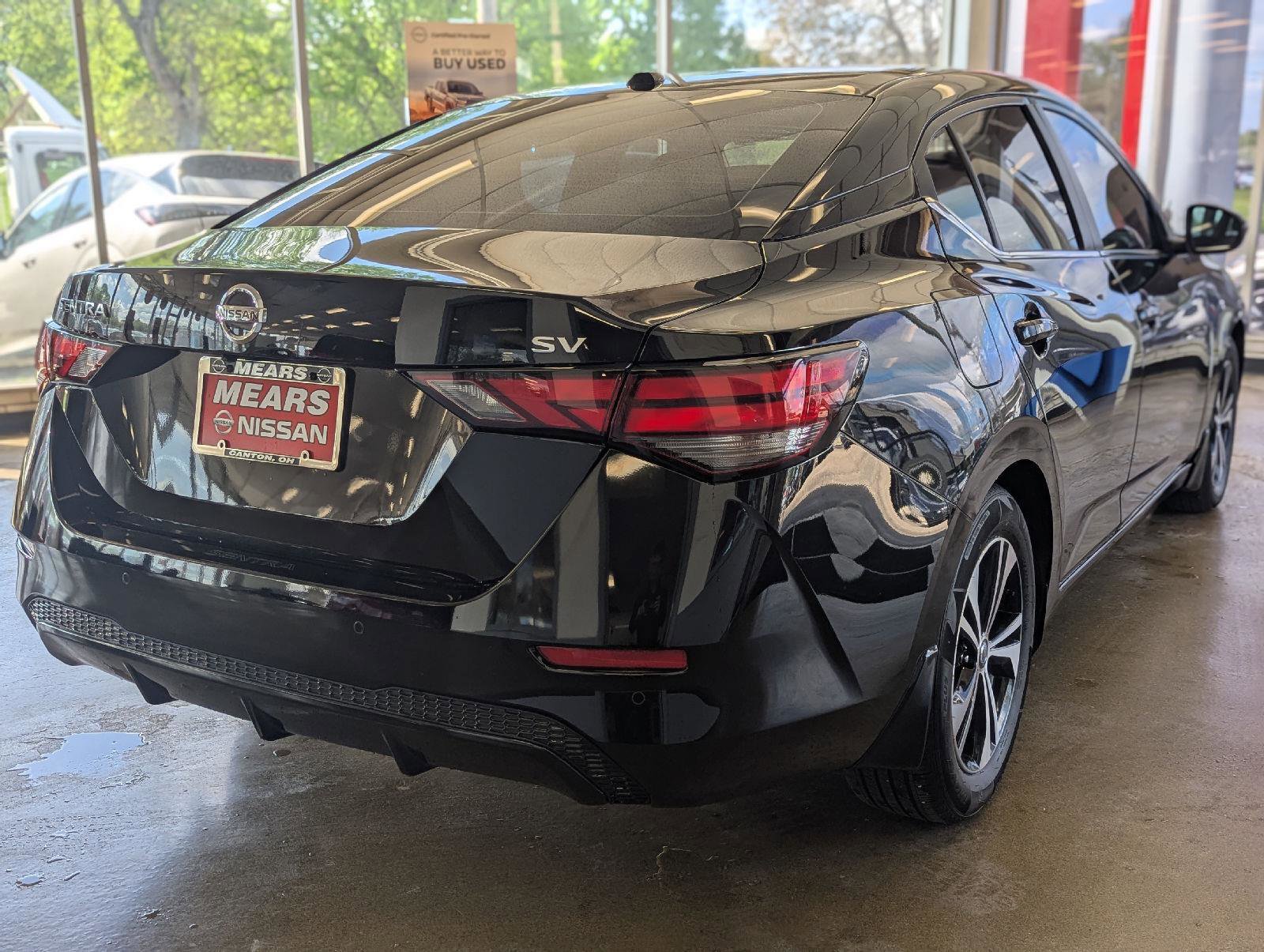 Used 2023 Nissan Sentra SV w/ All-Weather Package FWD image 9