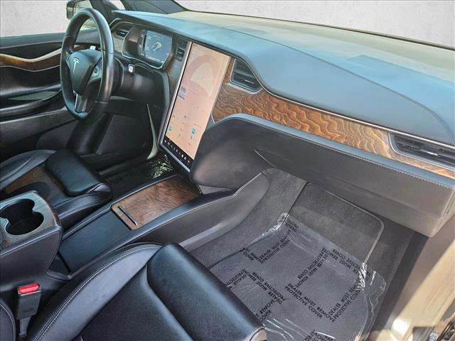 Used 2020 Tesla Model X Long Range image 22