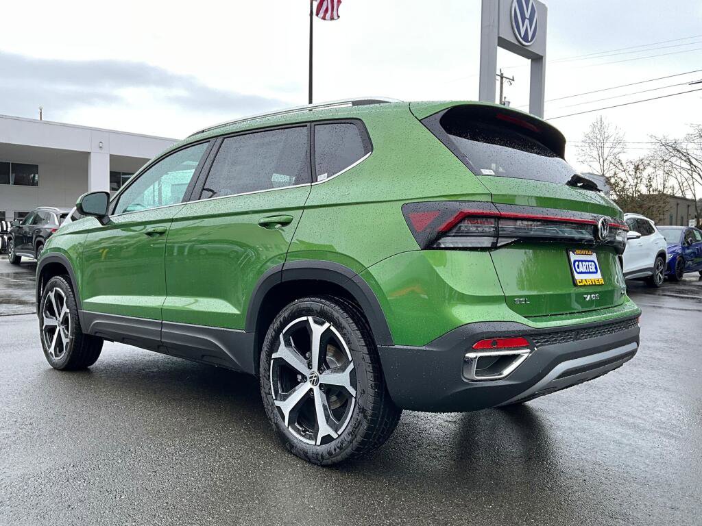 New 2026 Volkswagen Taos SEL image 6