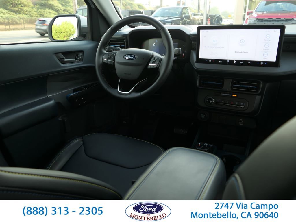 Used 2025 Ford Maverick Lobo image 26