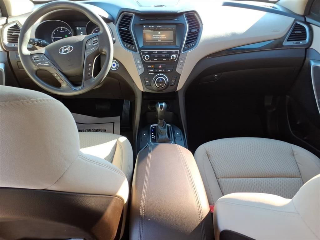 Used 2018 Hyundai Santa Fe Sport w/ 2.4L Value Package 02 image 16