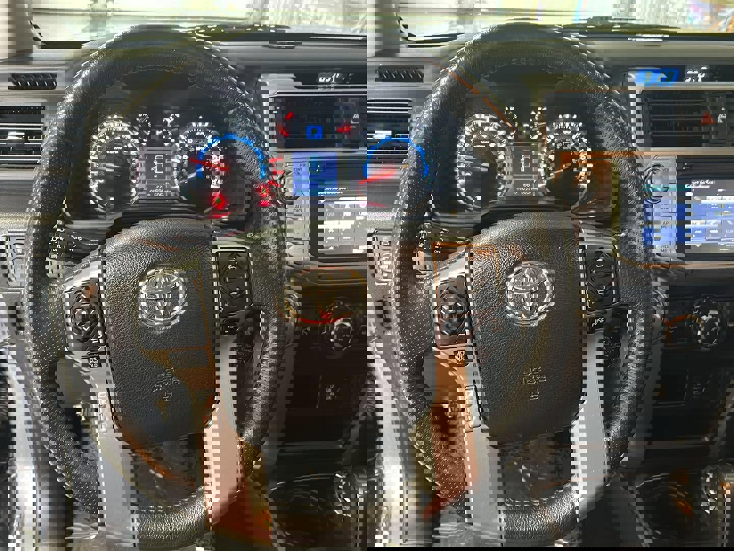 Used 2019 Toyota 4Runner SR5 image 19