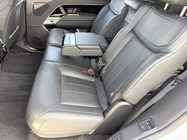 Used 2024 Land Rover Range Rover Long Wheelbase SE AWD/4WD image 25