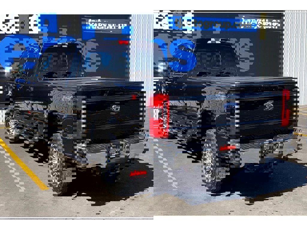 New 2026 Ford F350 Lariat AWD/4WD image 18