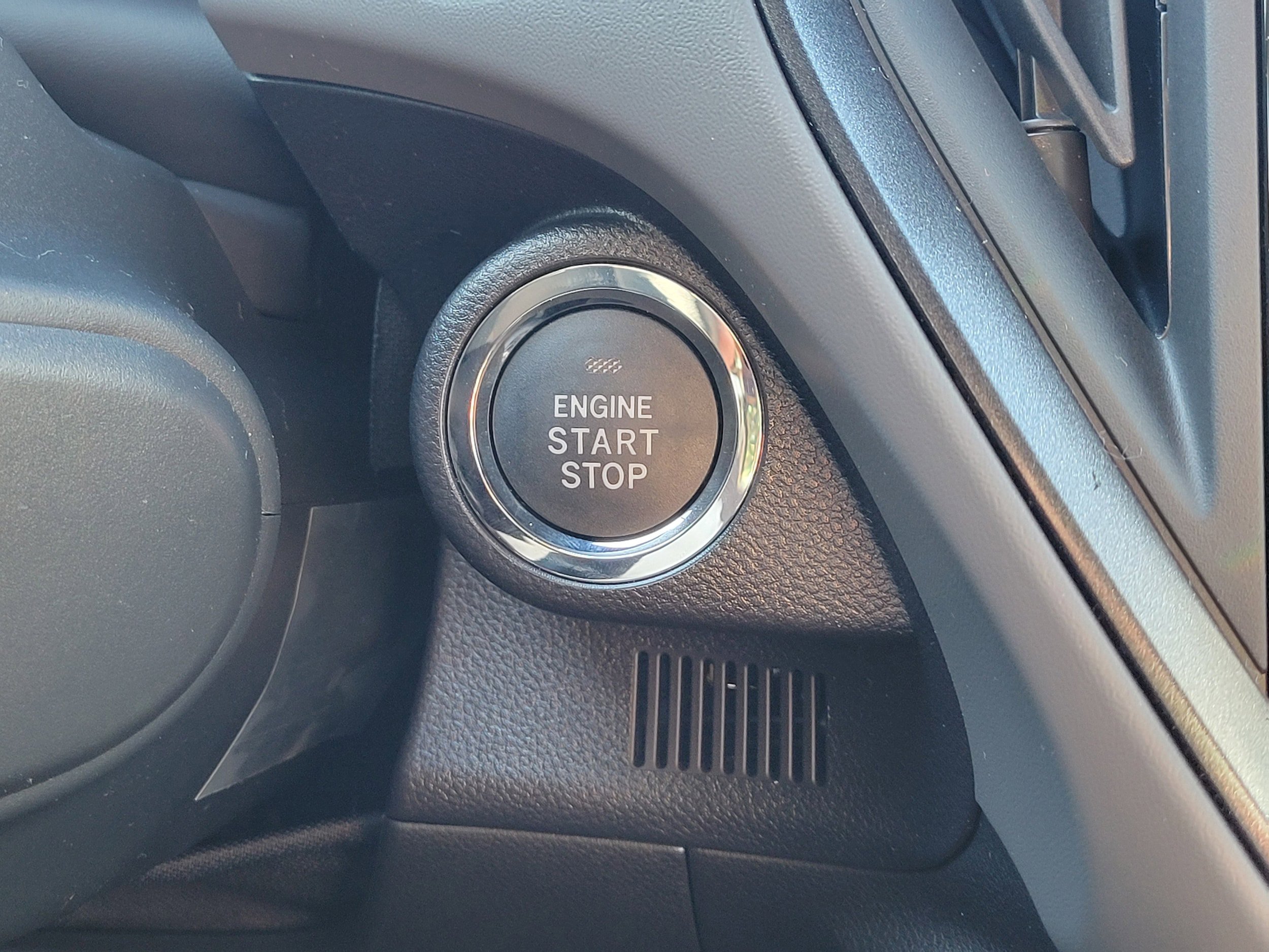 New 2026 Subaru Crosstrek 2.5i Limited w/ Crosstrek Mirror Package image 18