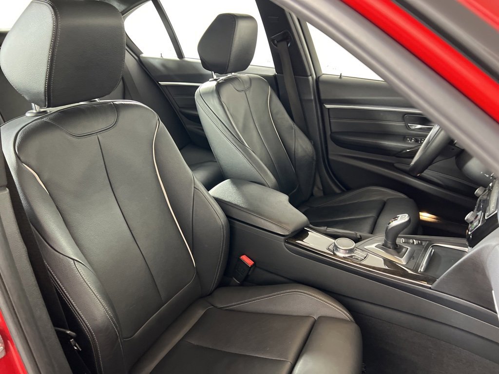 Used 2017 BMW 330i xDrive Sedan image 24