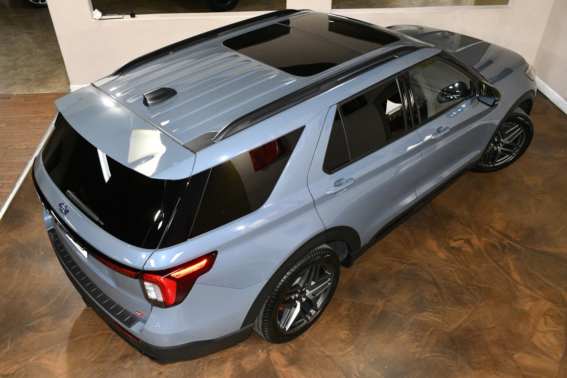Used 2025 Ford Explorer ST w/ Sun And Sound Package image 75