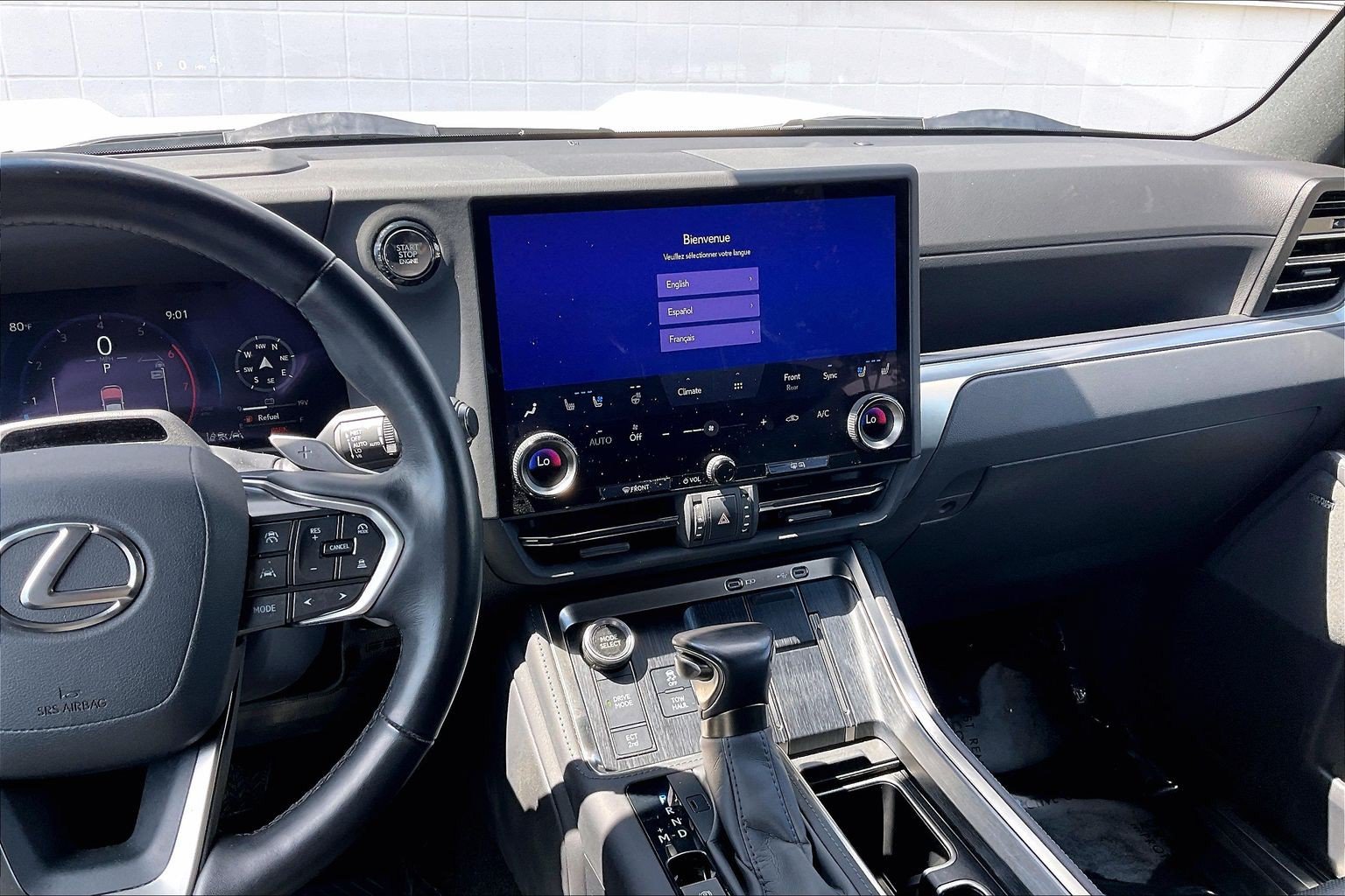 Used 2025 Lexus GX 550 w/ Accessory Package (2T) AWD/4WD image 7