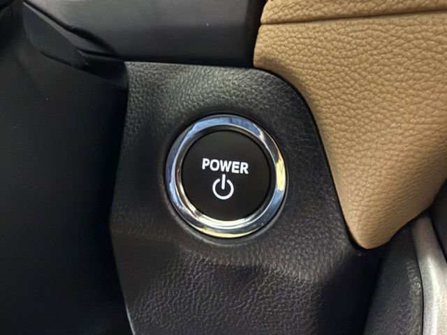 Used 2025 Toyota RAV4 XLE Premium AWD/4WD image 15