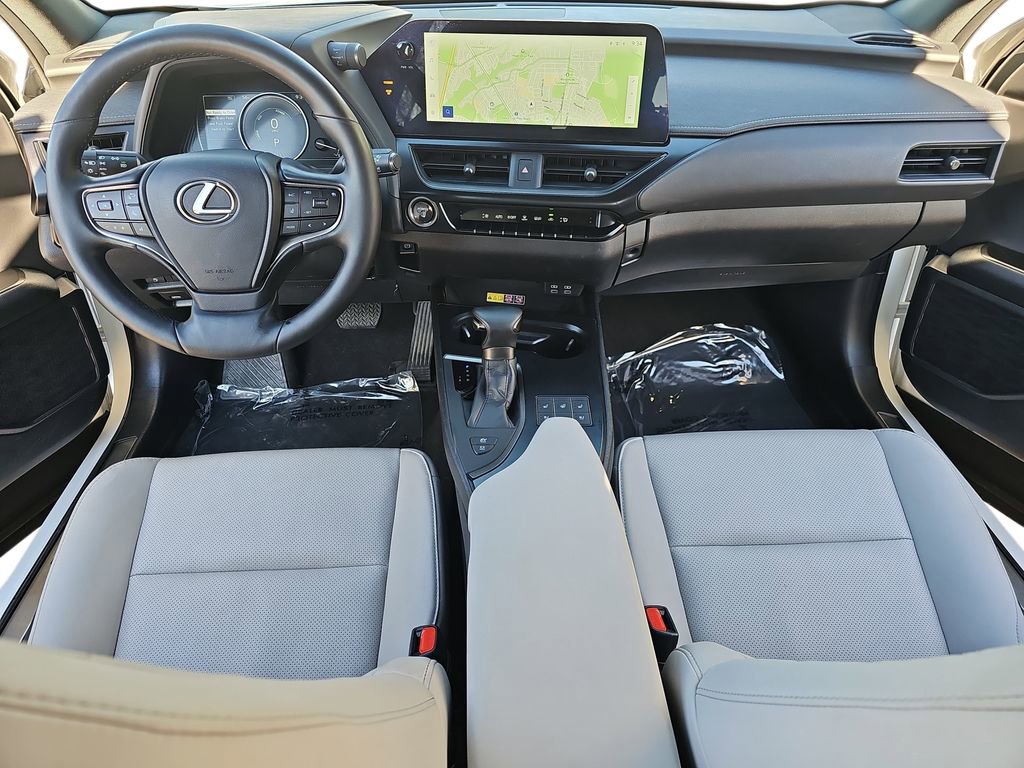 Used 2023 Lexus UX 250h FWD w/ Premium Package image 9