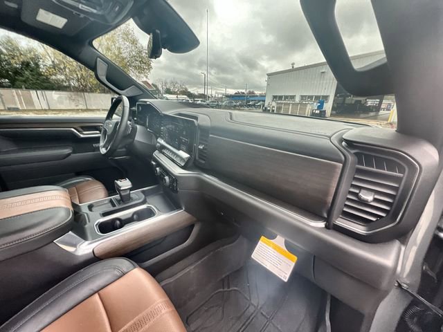 Certified 2025 Chevrolet Silverado 1500 High Country w/ High Country Premium Package image 28