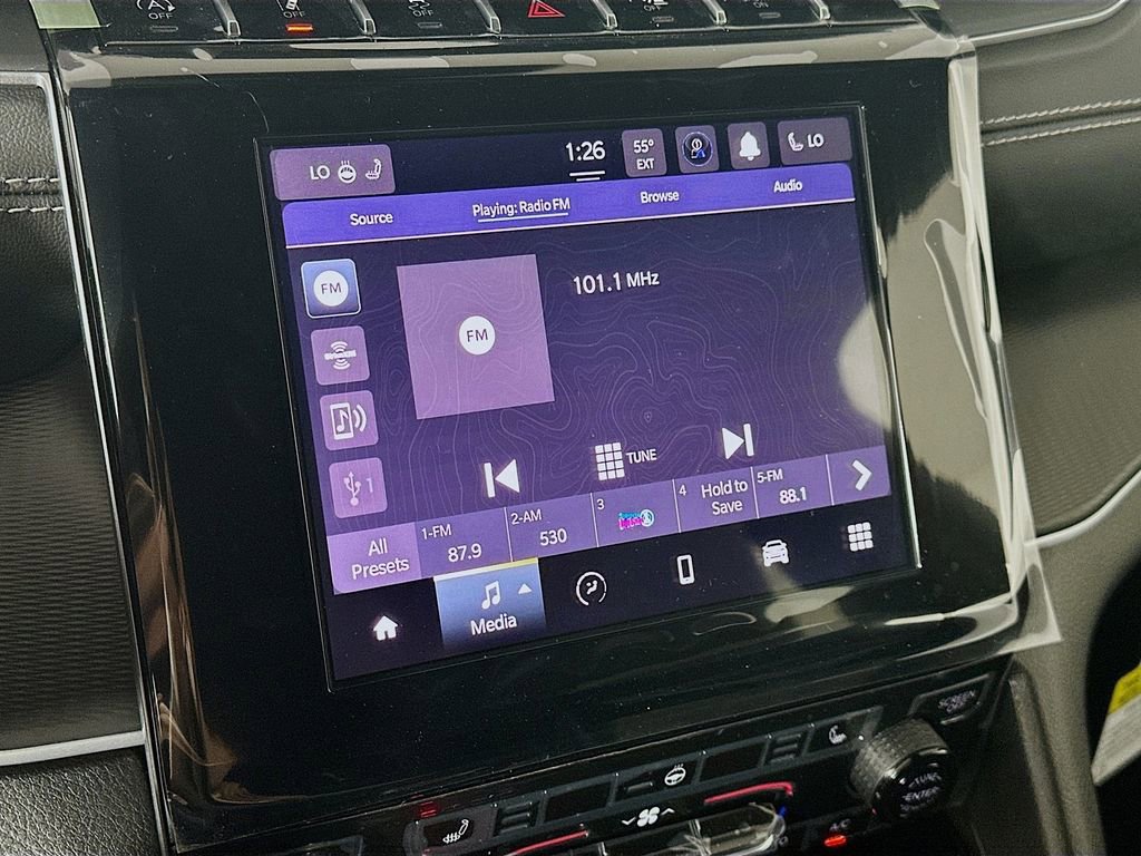 New 2025 Jeep Grand Cherokee Altitude image 13