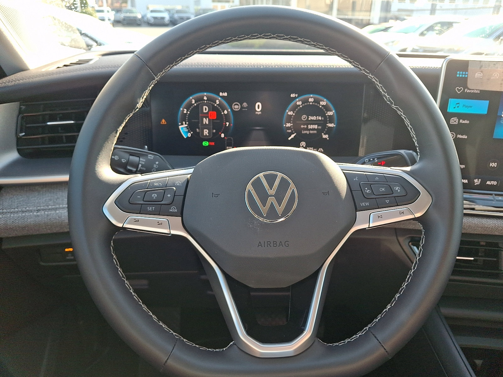 Certified 2025 Volkswagen Tiguan S image 17