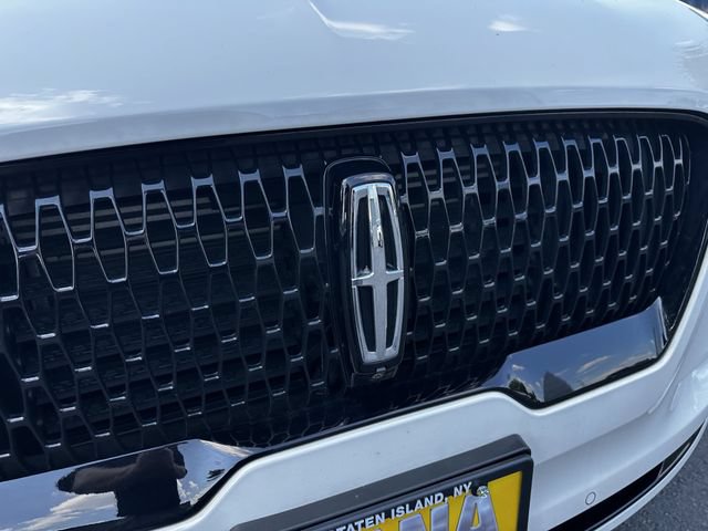 Certified 2024 Lincoln Aviator Reserve w/ Jet Package AWD/4WD image 10