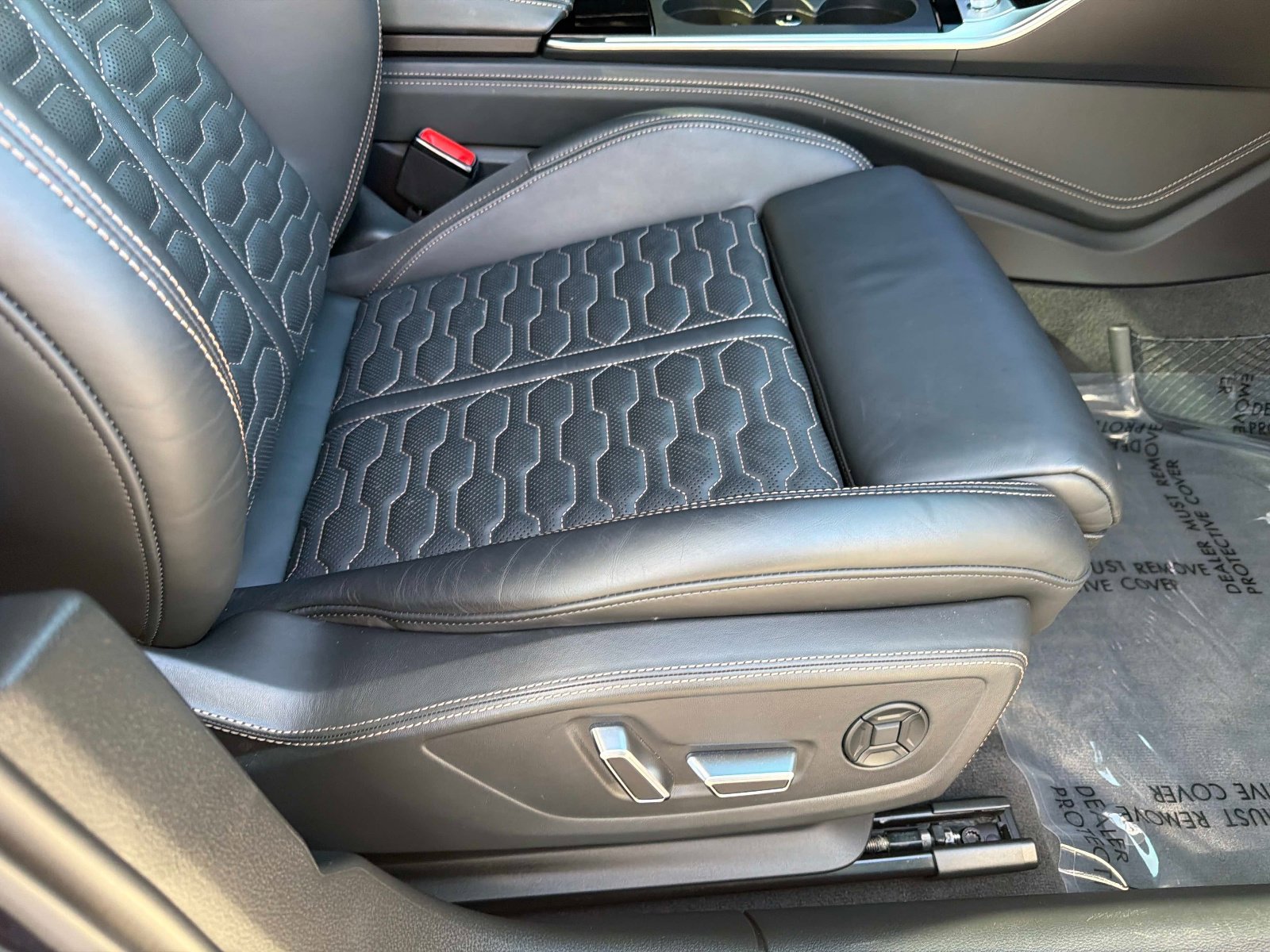 Used 2024 Audi RS 6 performance image 23