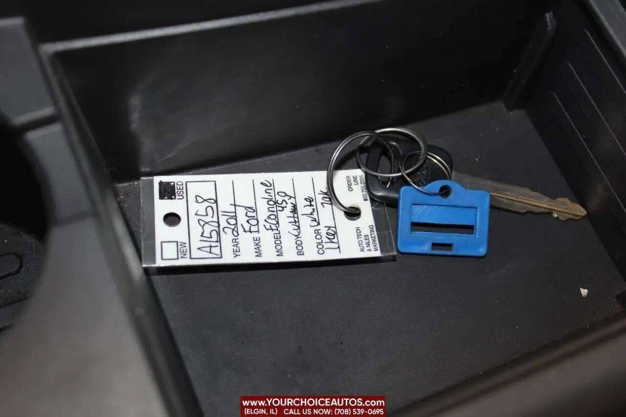 Used 2011 Ford E-450 and Econoline 450 Super Duty image 12