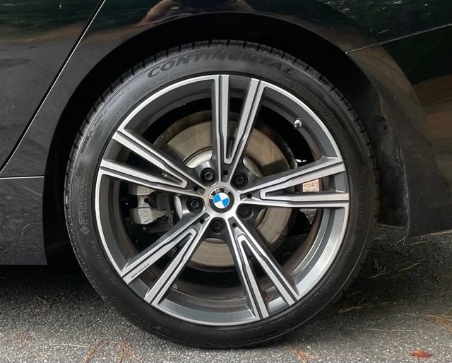Used 2021 BMW 330i Sedan w/ Premium Package RWD image 6