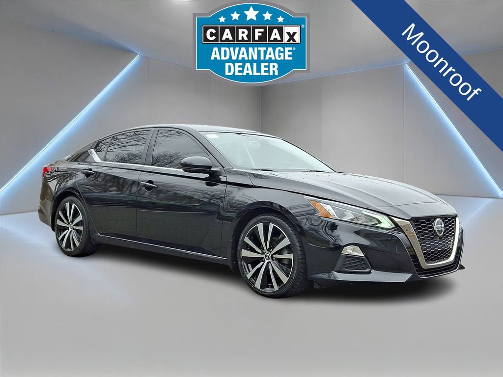 Used 2021 Nissan Altima 2.5 SR w/ SR Premium Package image 3