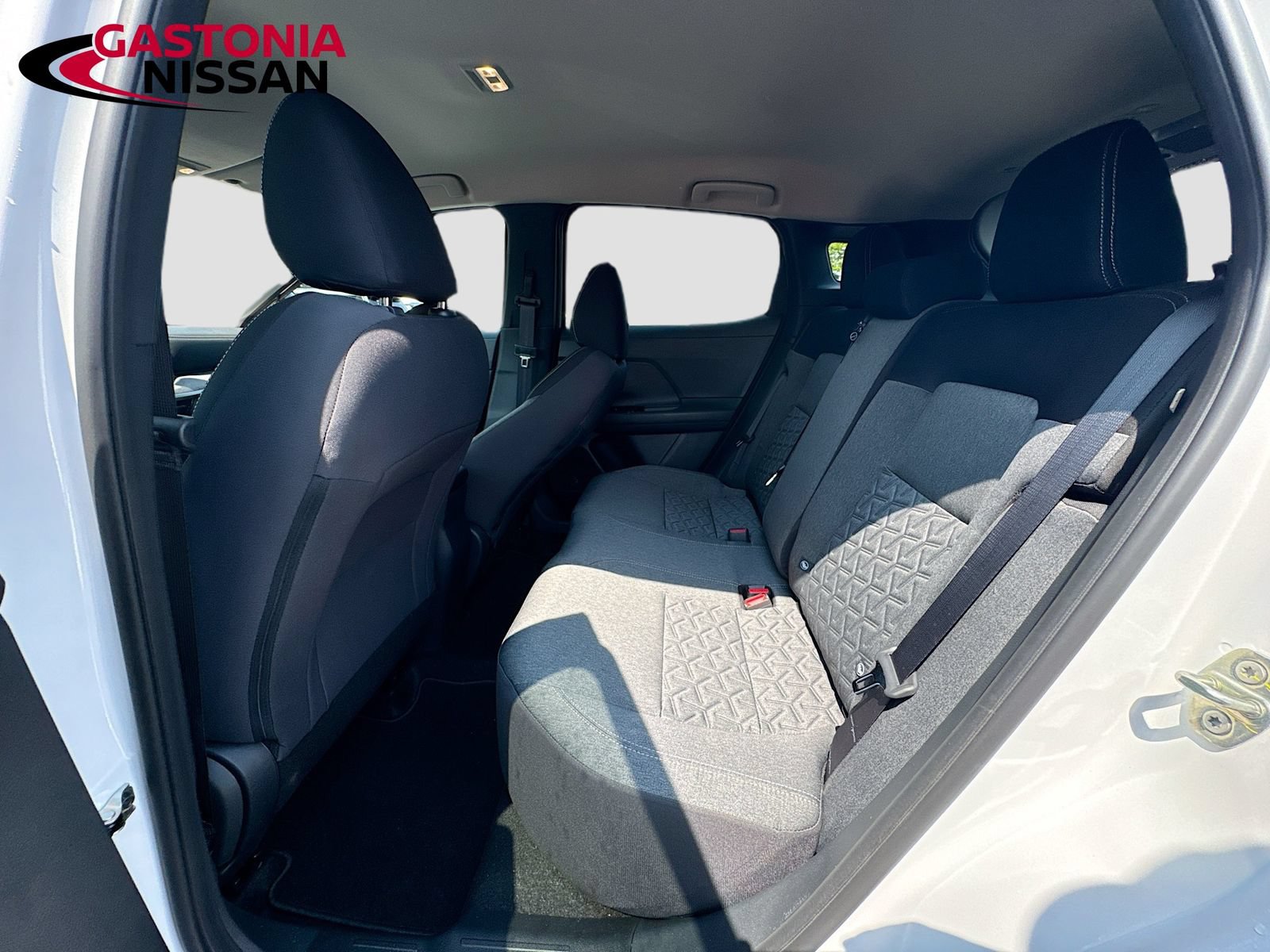 Used 2026 Nissan Kicks SV FWD image 31