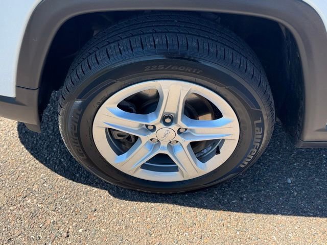 Used 2023 Jeep Compass Sport AWD/4WD image 8