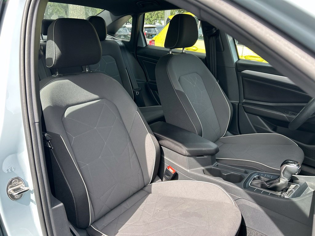 Certified 2026 Volkswagen Jetta Sport FWD image 43
