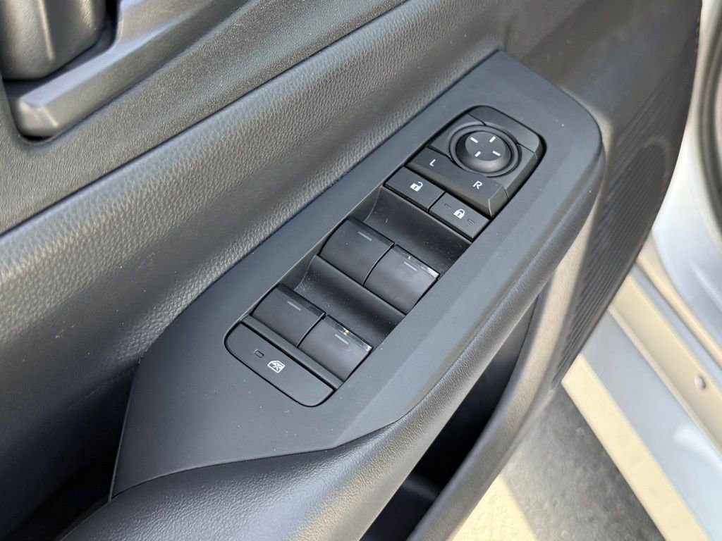 Used 2024 Toyota Prius Prime SE FWD image 19