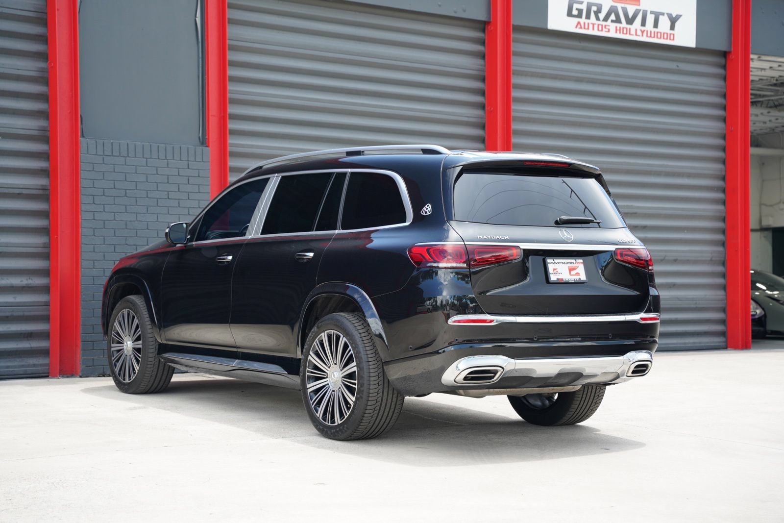 Used 2023 Mercedes-Benz Maybach GLS 600 4MATIC image 13