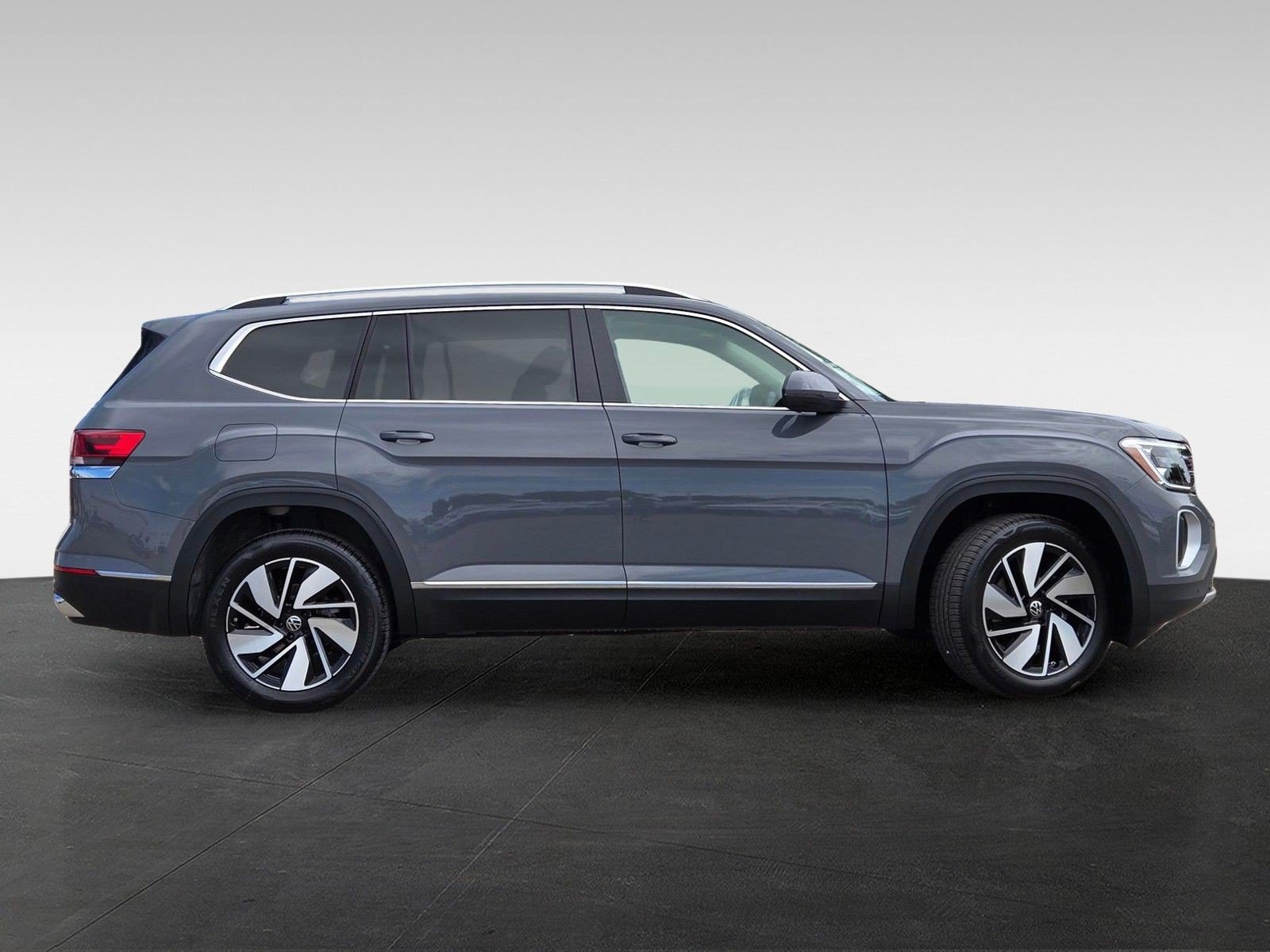 New 2026 Volkswagen Atlas SEL AWD/4WD image 4