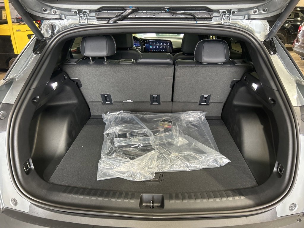 New 2024 Chevrolet Blazer EV LT image 10