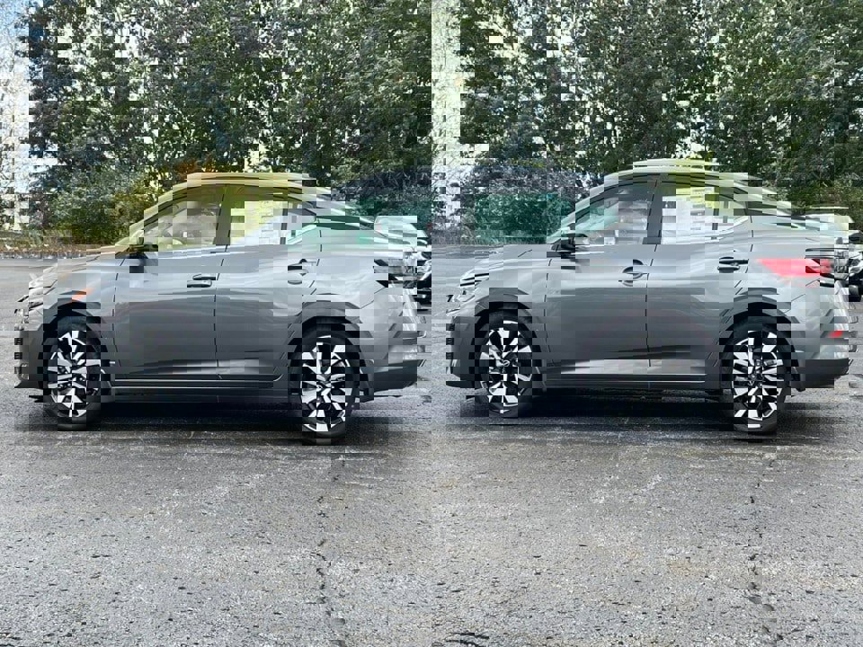 New 2025 Nissan Sentra SV w/ SV Premium Package image 39