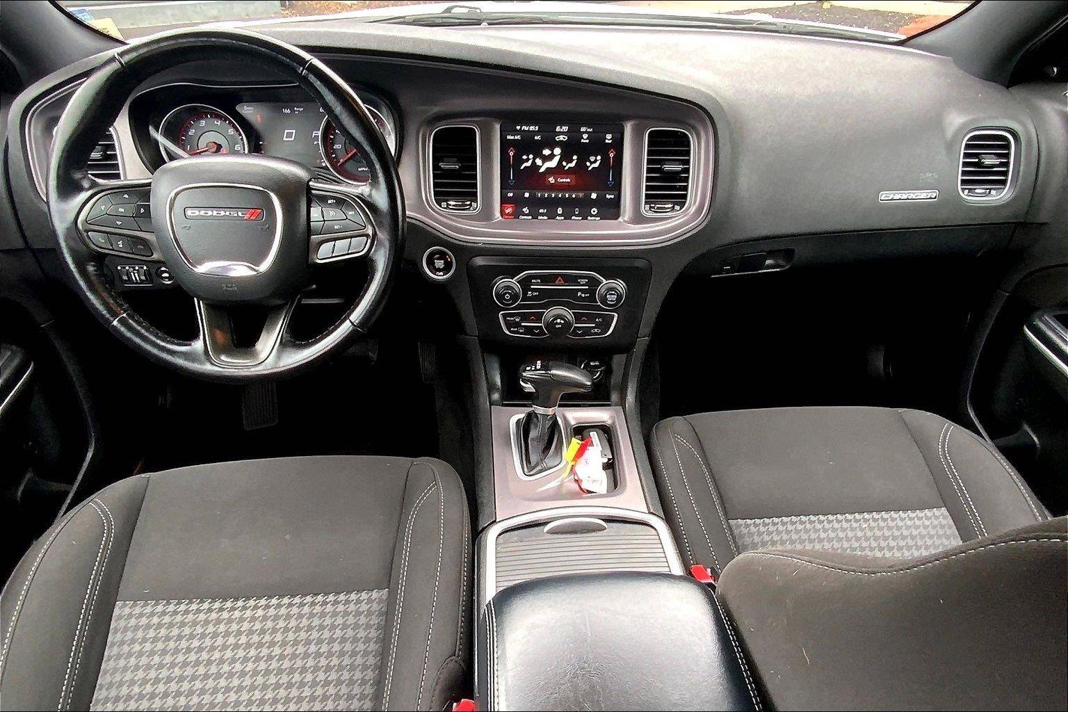 Certified 2023 Dodge Charger SXT w/ Cold Weather Package RWD image 15