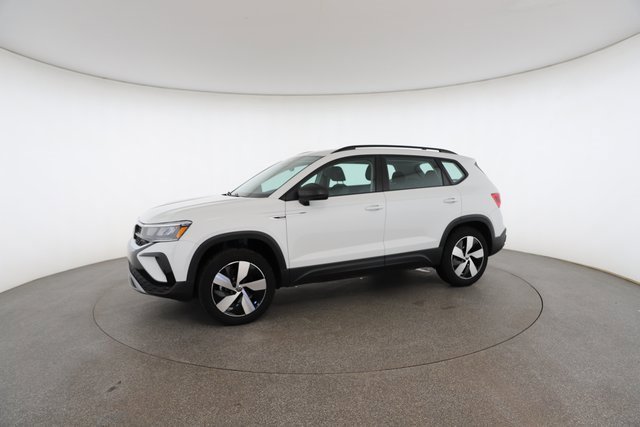 Used 2024 Volkswagen Taos S image 4