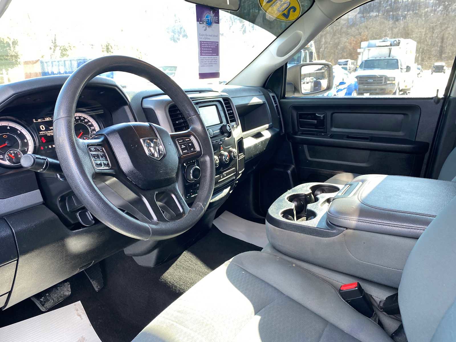 Used 2018 RAM 1500 Express w/ Express Value Package image 8