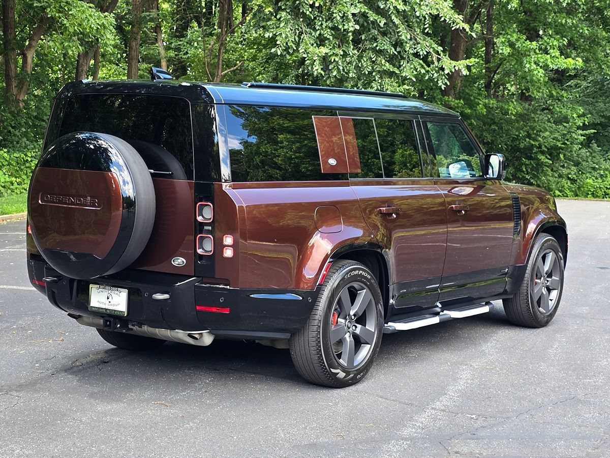 Used 2023 Land Rover Defender 130 X AWD/4WD image 6