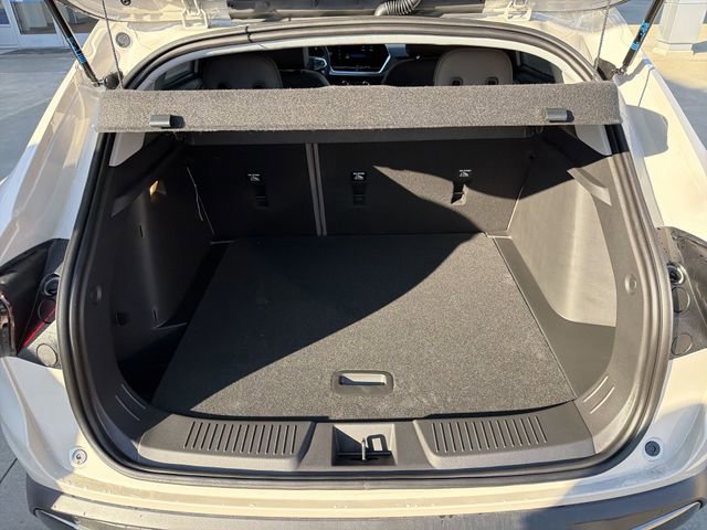 New 2026 Chevrolet Trax ACTIV w/ Sunroof Package image 24