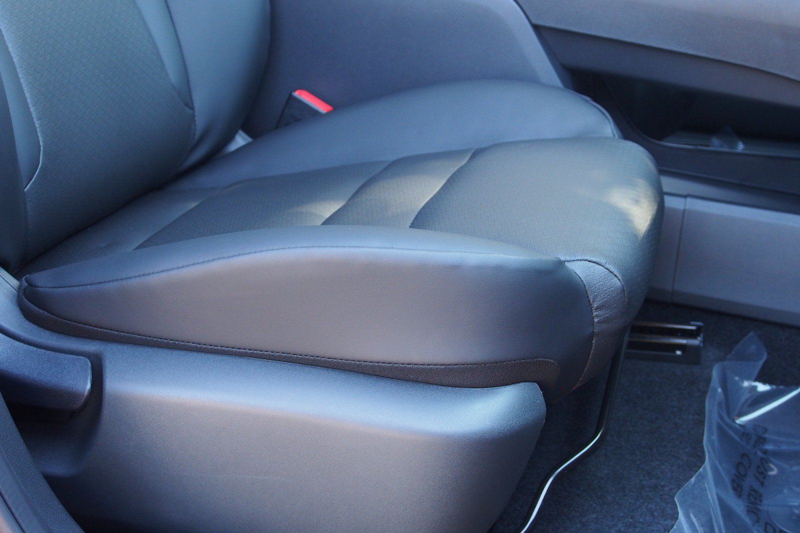 New 2026 Nissan Rogue Dark Armor FWD image 12