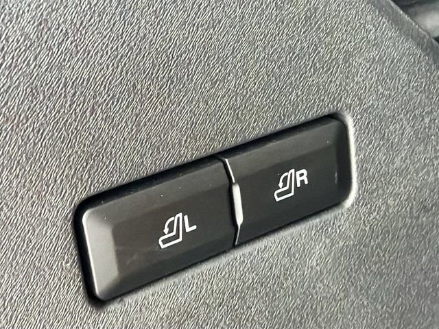 Used 2024 Lincoln Nautilus Reserve image 12