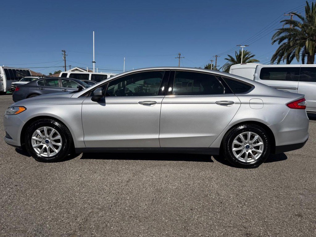Used 2016 Ford Fusion S FWD image 10