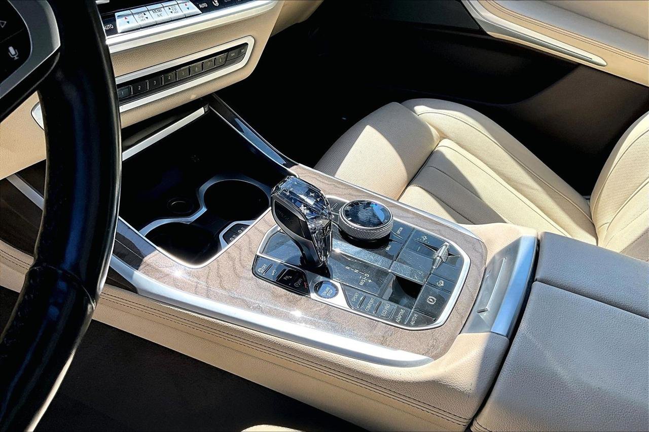 Used 2019 BMW X7 xDrive40i w/ Premium Package AWD/4WD image 18