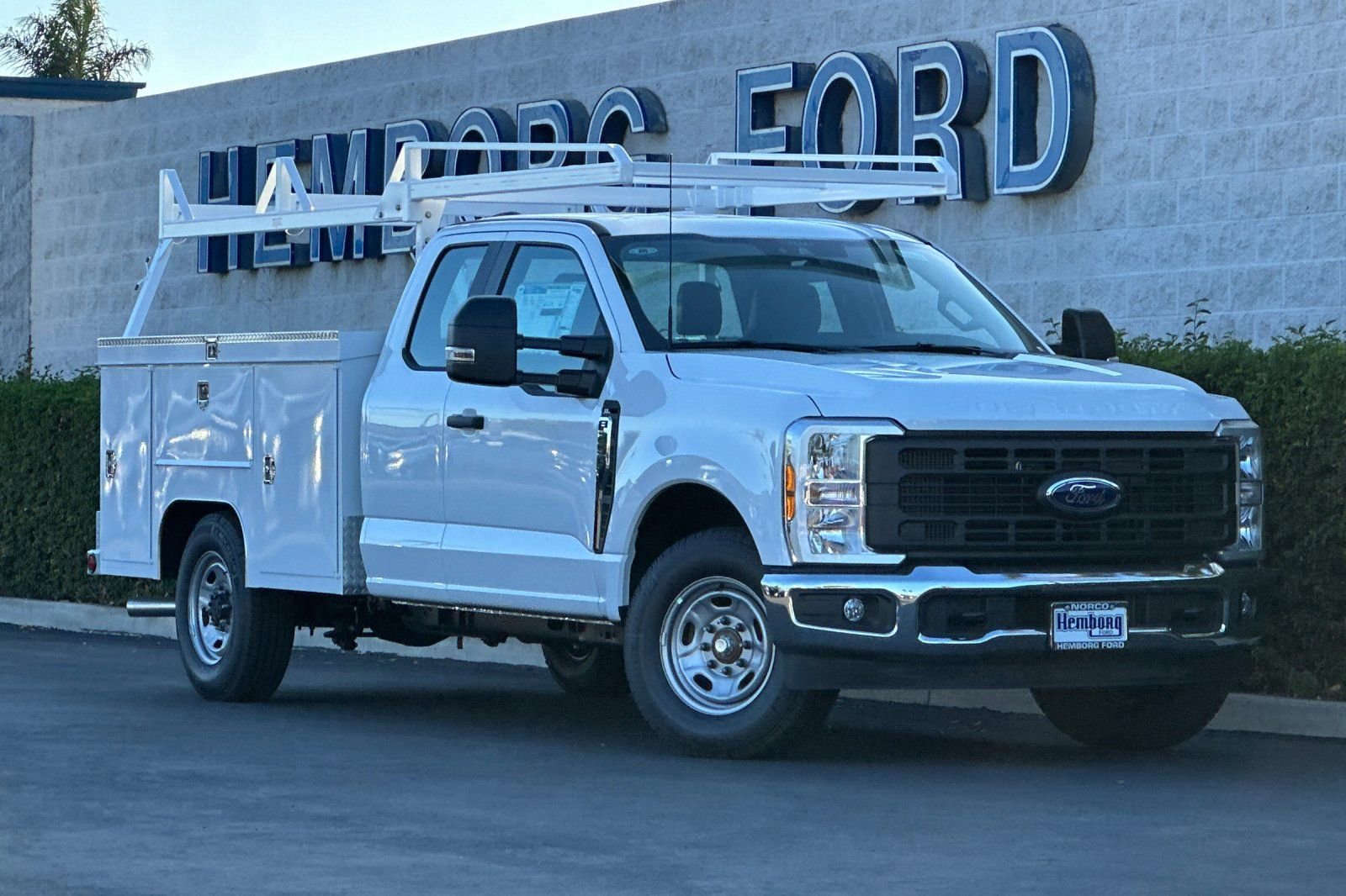 New 2026 Ford F250 XL w/ XL Chrome Package image 1