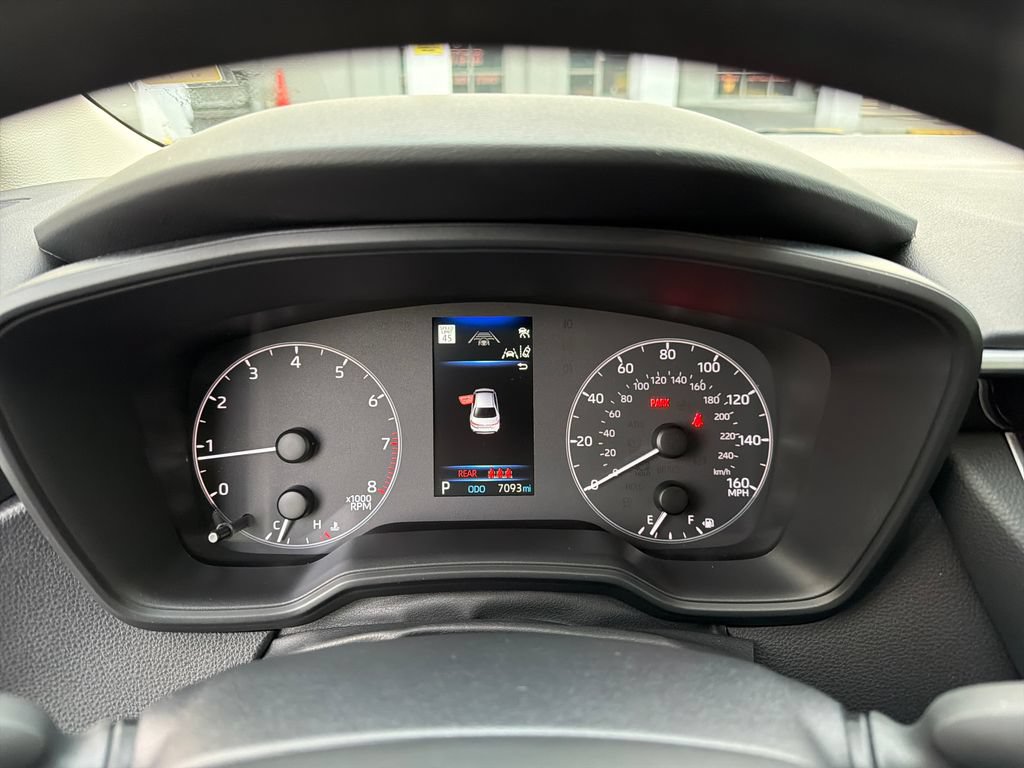 Used 2025 Toyota Corolla LE FWD image 22