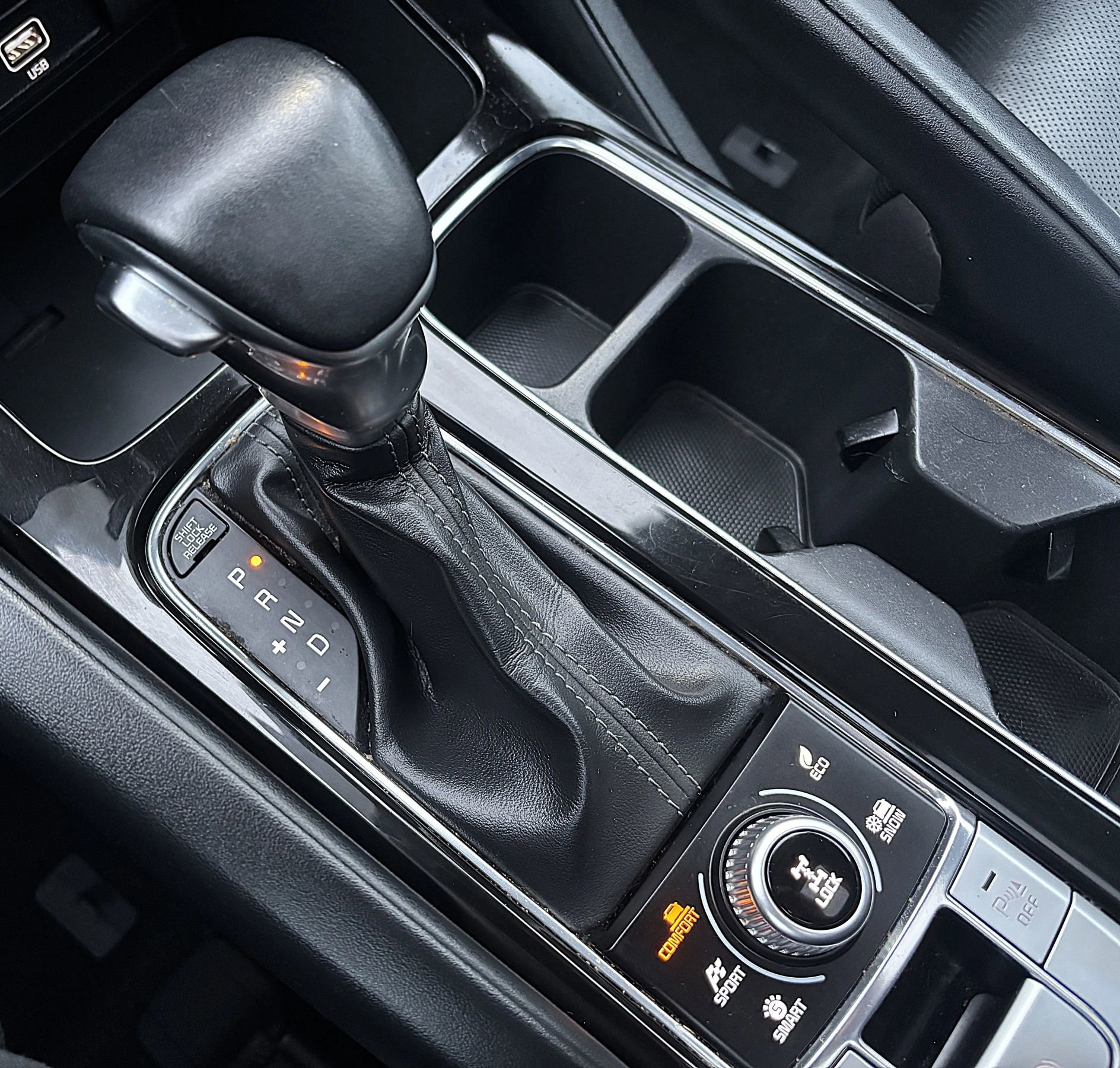 Used 2020 Kia Telluride S image 26