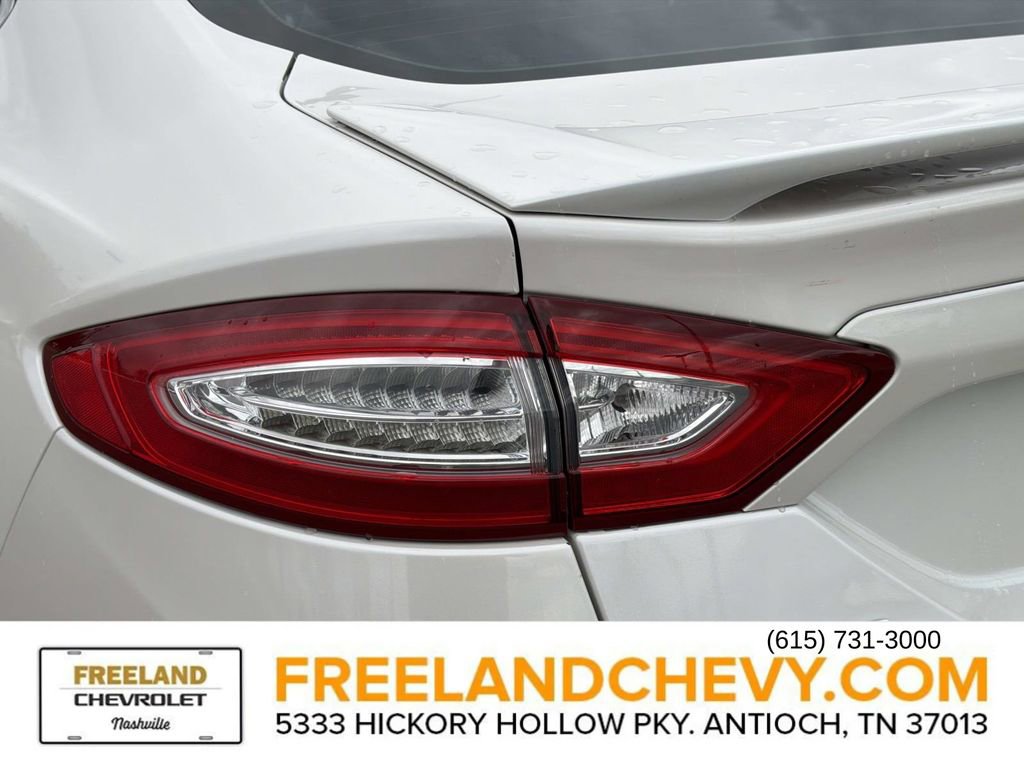 Used 2015 Ford Fusion Titanium image 12