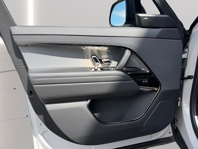 Certified 2025 Land Rover Range Rover Sport SE image 15