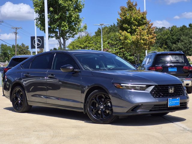 Used 2025 Honda Accord SE