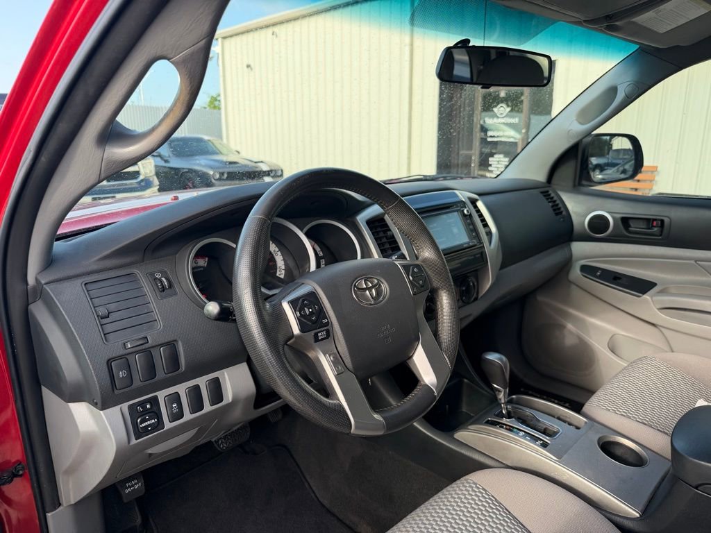 Used 2015 Toyota Tacoma PreRunner w/ SR5 Package RWD image 14