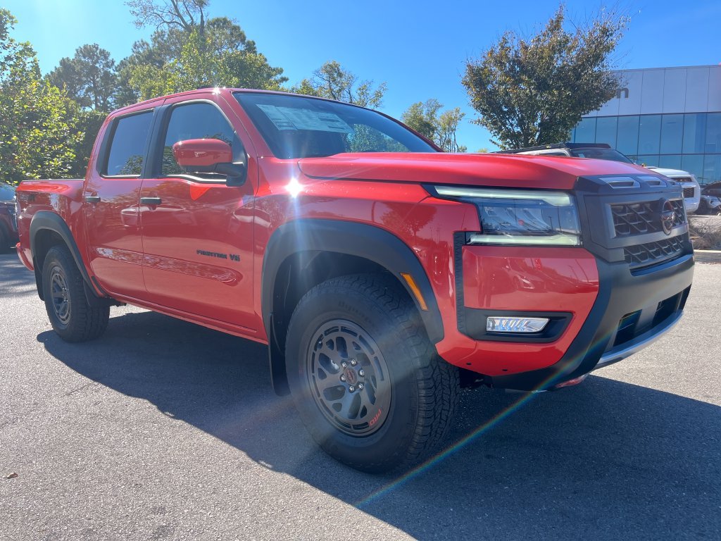 New 2027 Nissan Frontier PRO-4X w/ Pro Premium Package AWD/4WD image 2