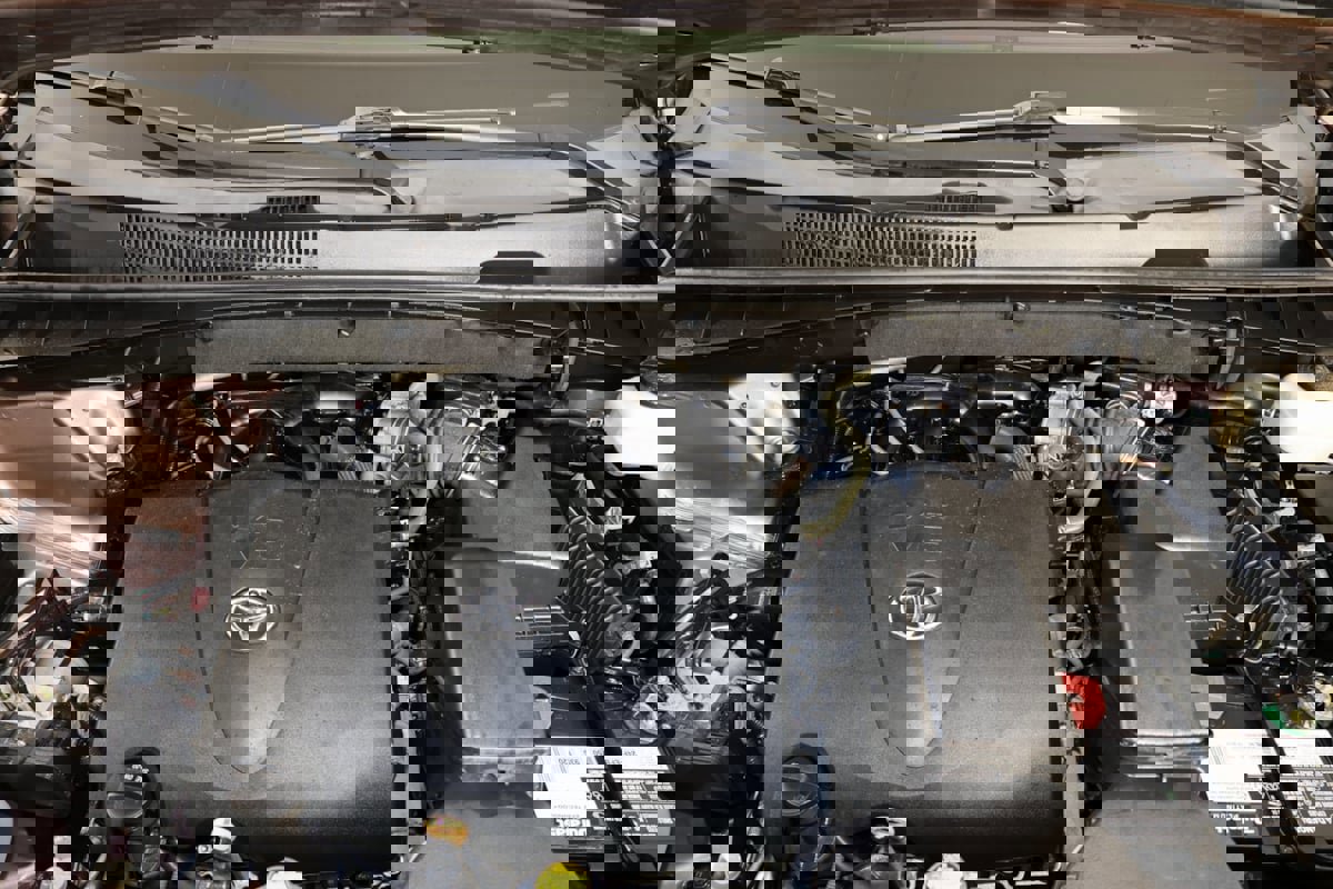 Used 2017 Toyota Highlander Plus image 36