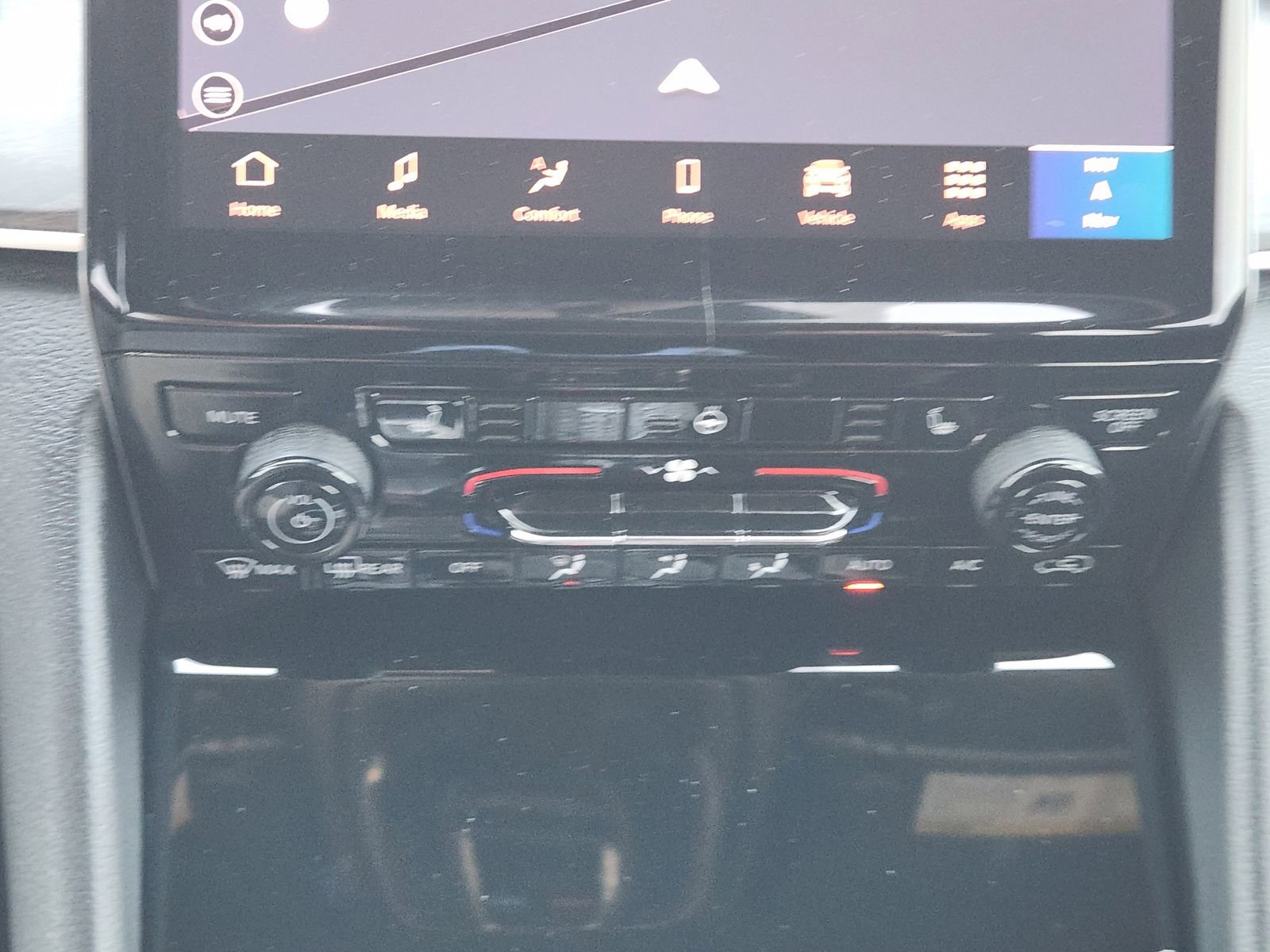 Used 2025 Jeep Grand Cherokee Limited image 21