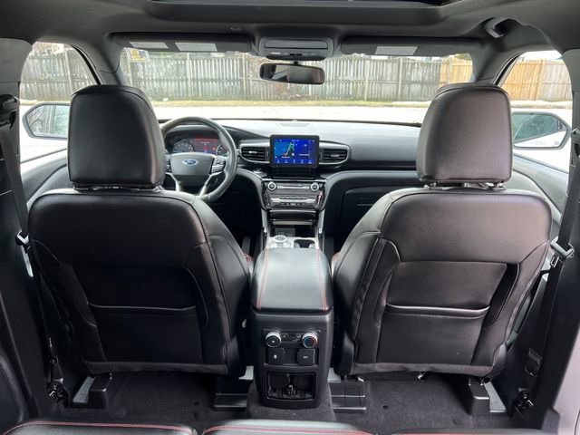 Used 2022 Ford Explorer ST-Line image 36